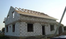 Строительство дома из газолисиликатных блоков своими руками